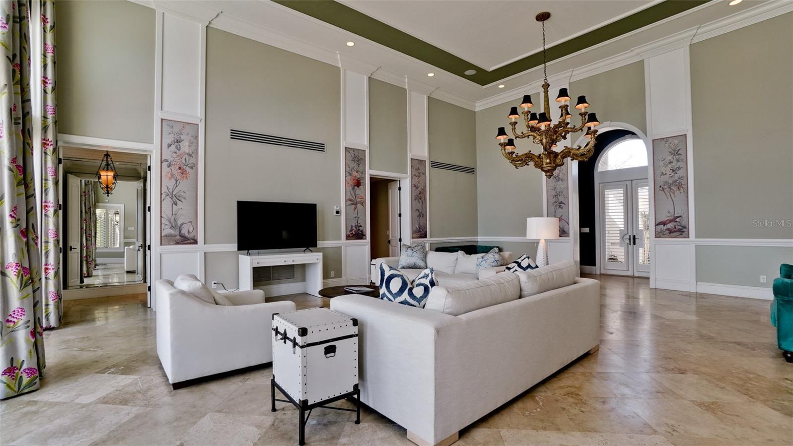 Image 11 of 52 For 8213 Midnight Pass Road