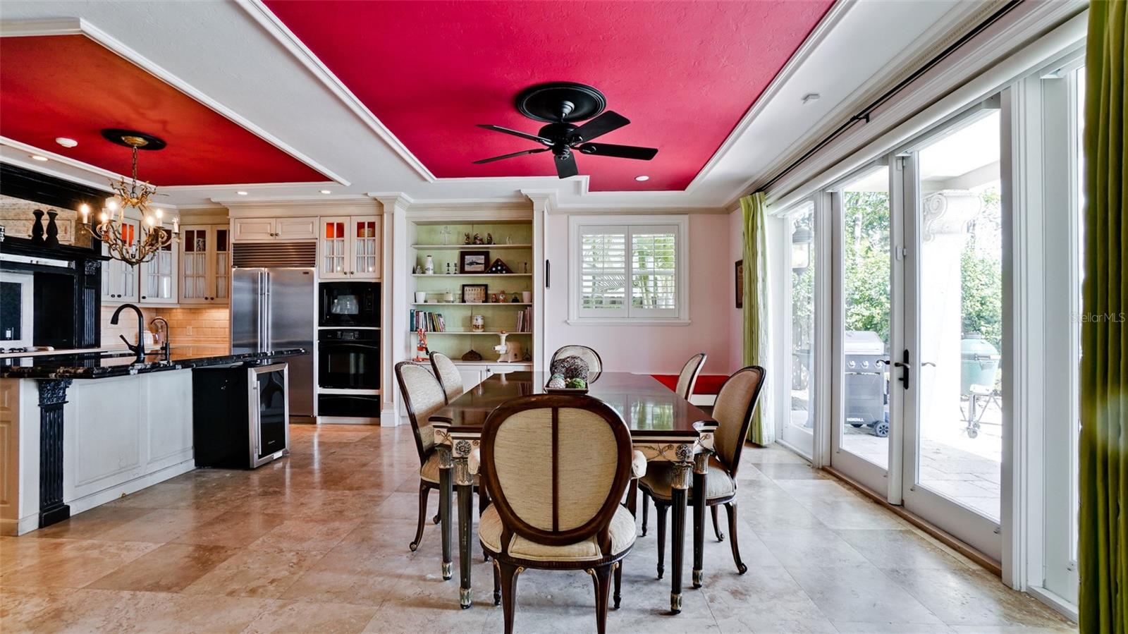 Image 18 of 52 For 8213 Midnight Pass Road