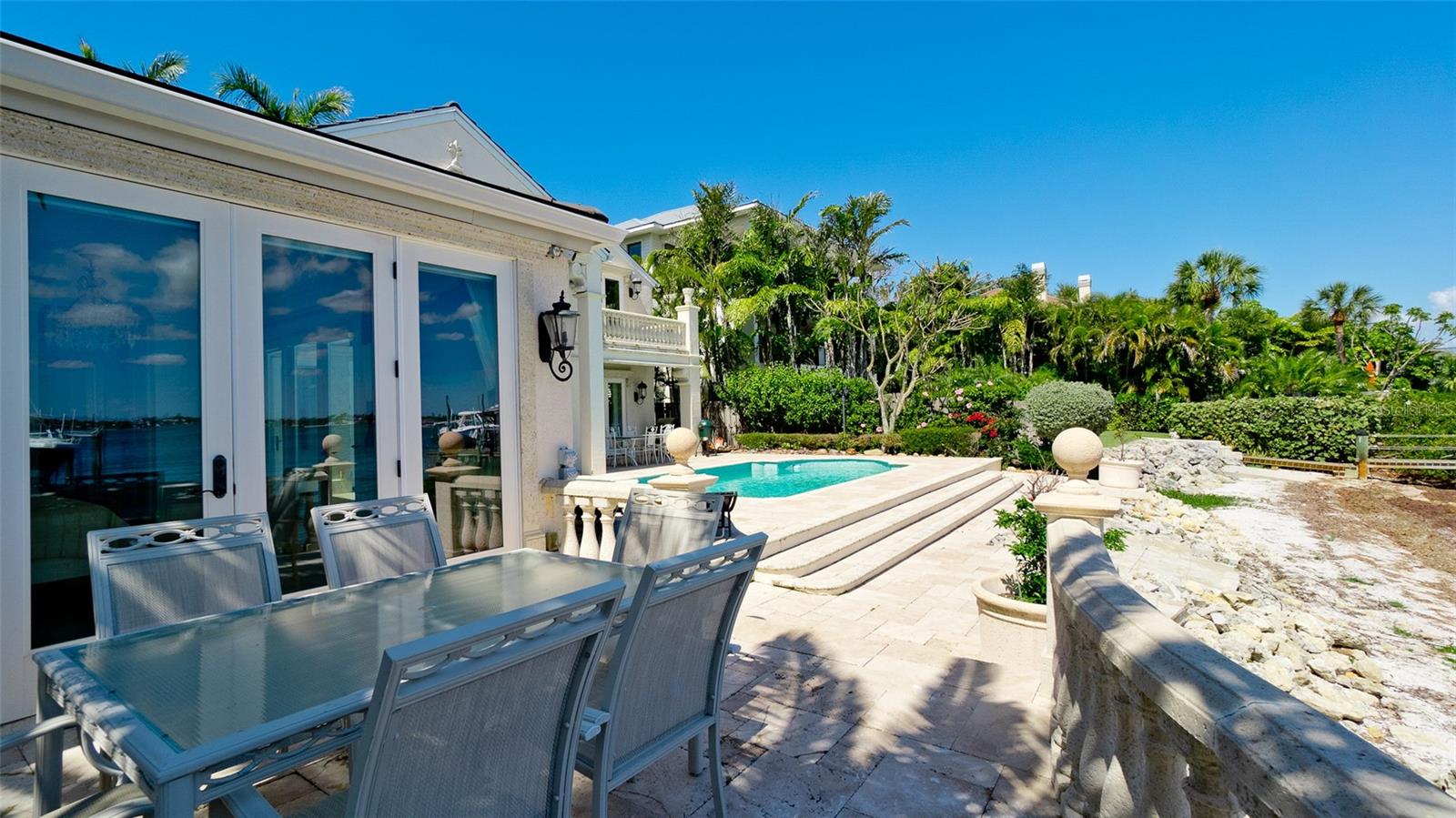 Image 46 of 52 For 8213 Midnight Pass Road