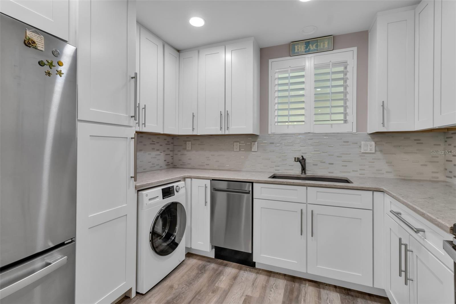 Image 11 of 27 For 500 Washington Drive 19b