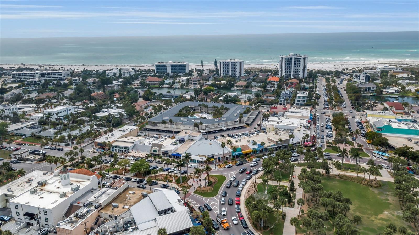 Image 3 of 27 For 500 Washington Drive 19b