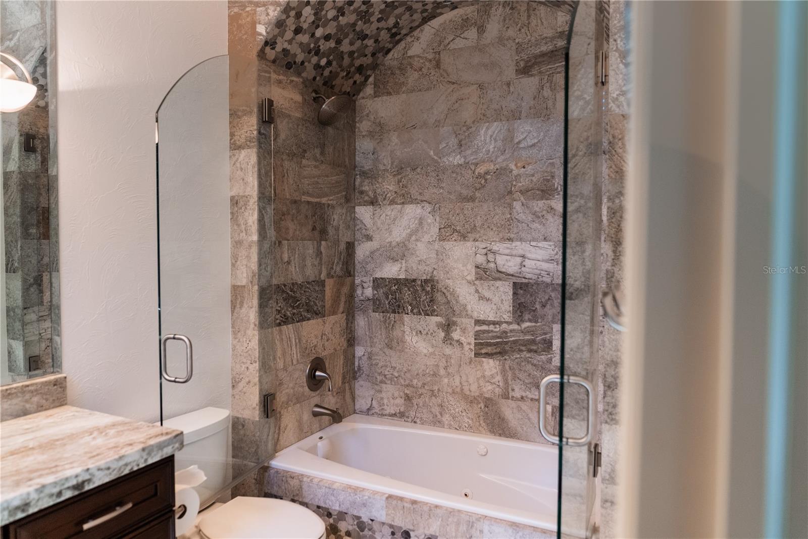 Image 45 of 85 For 5890 Jamila  