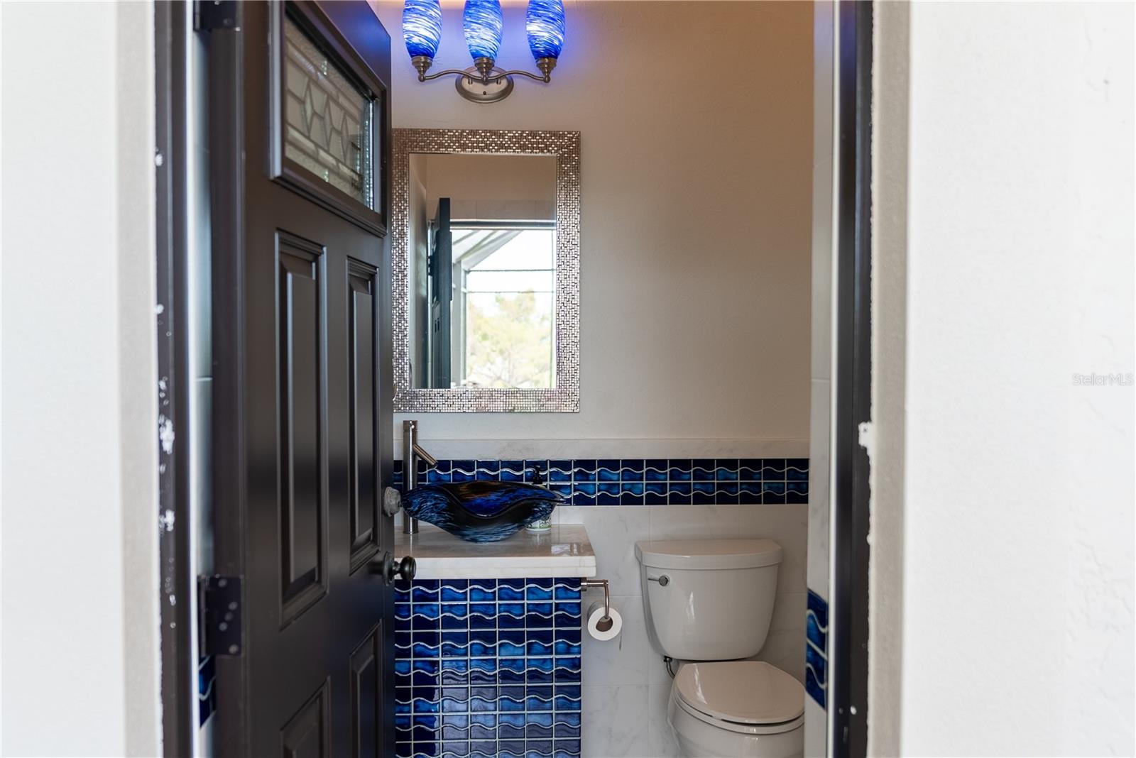 Image 58 of 85 For 5890 Jamila  