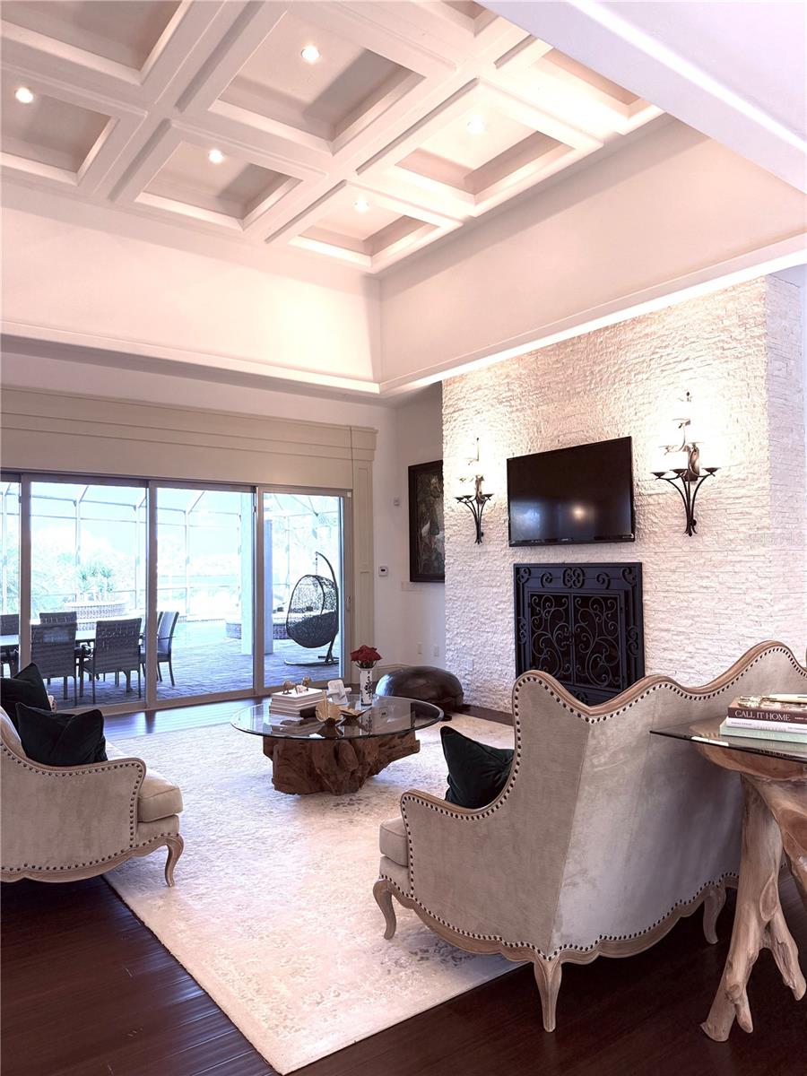 Image 7 of 85 For 5890 Jamila  