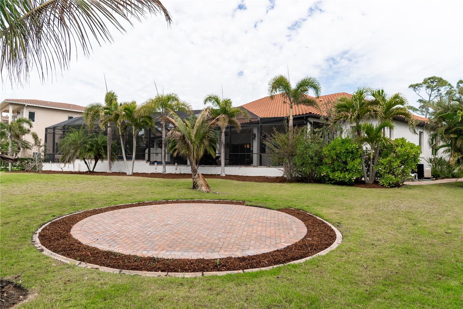 Image 74 of 85 For 5890 Jamila  