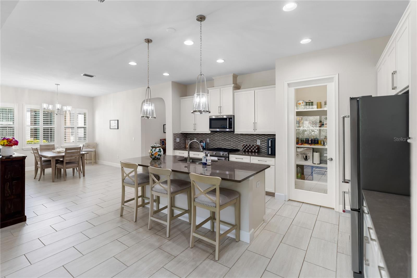 Image 22 of 84 For 2312 Starwood Court