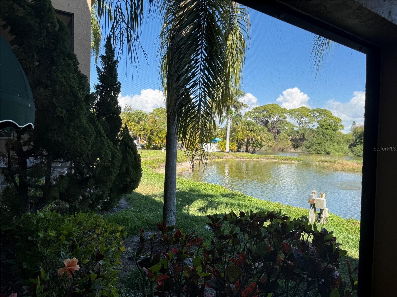 Image 34 of 50 For 5547 Ashton Lake Drive 5547