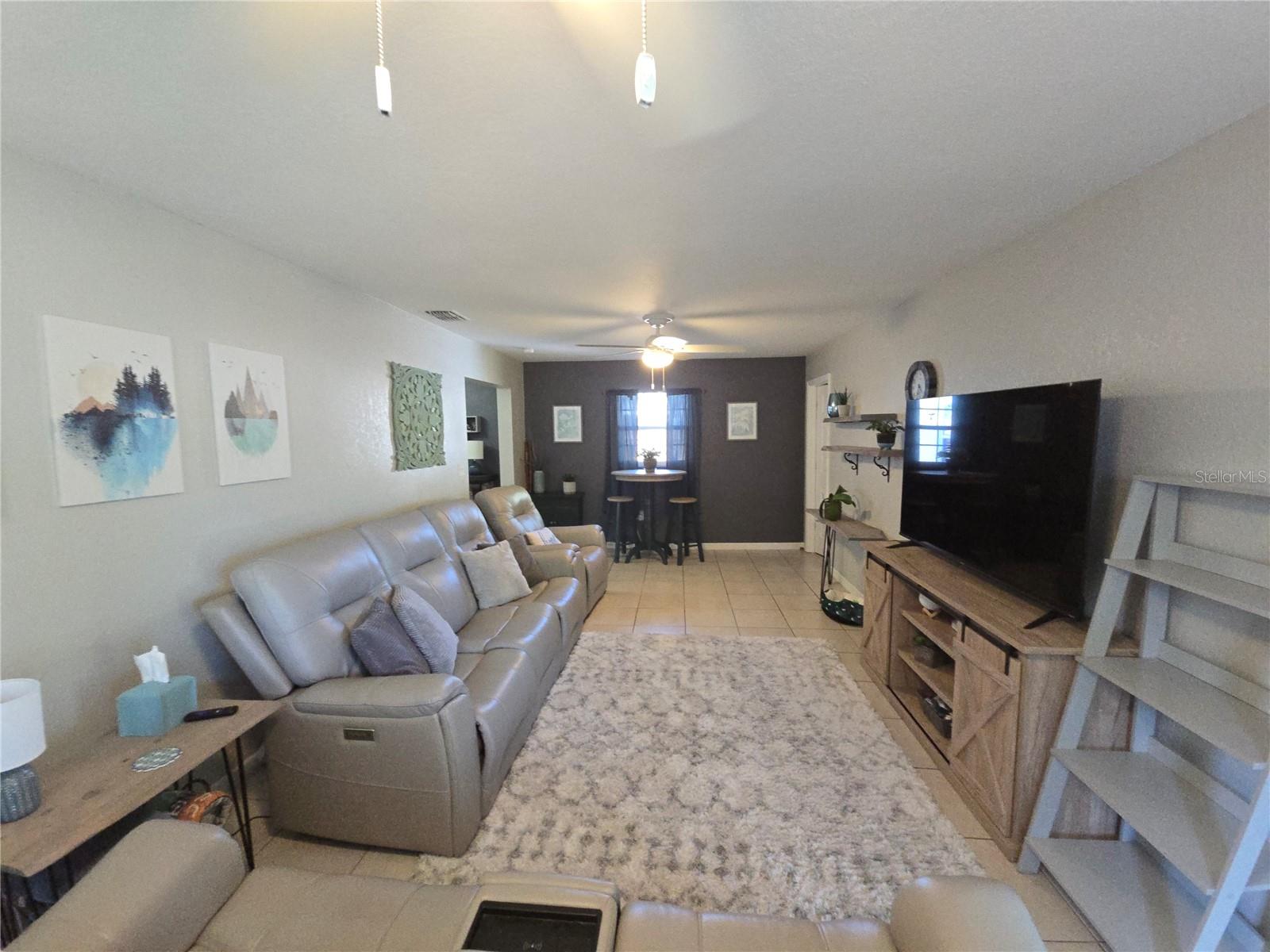 Image 15 of 37 For 1411 29th Street W