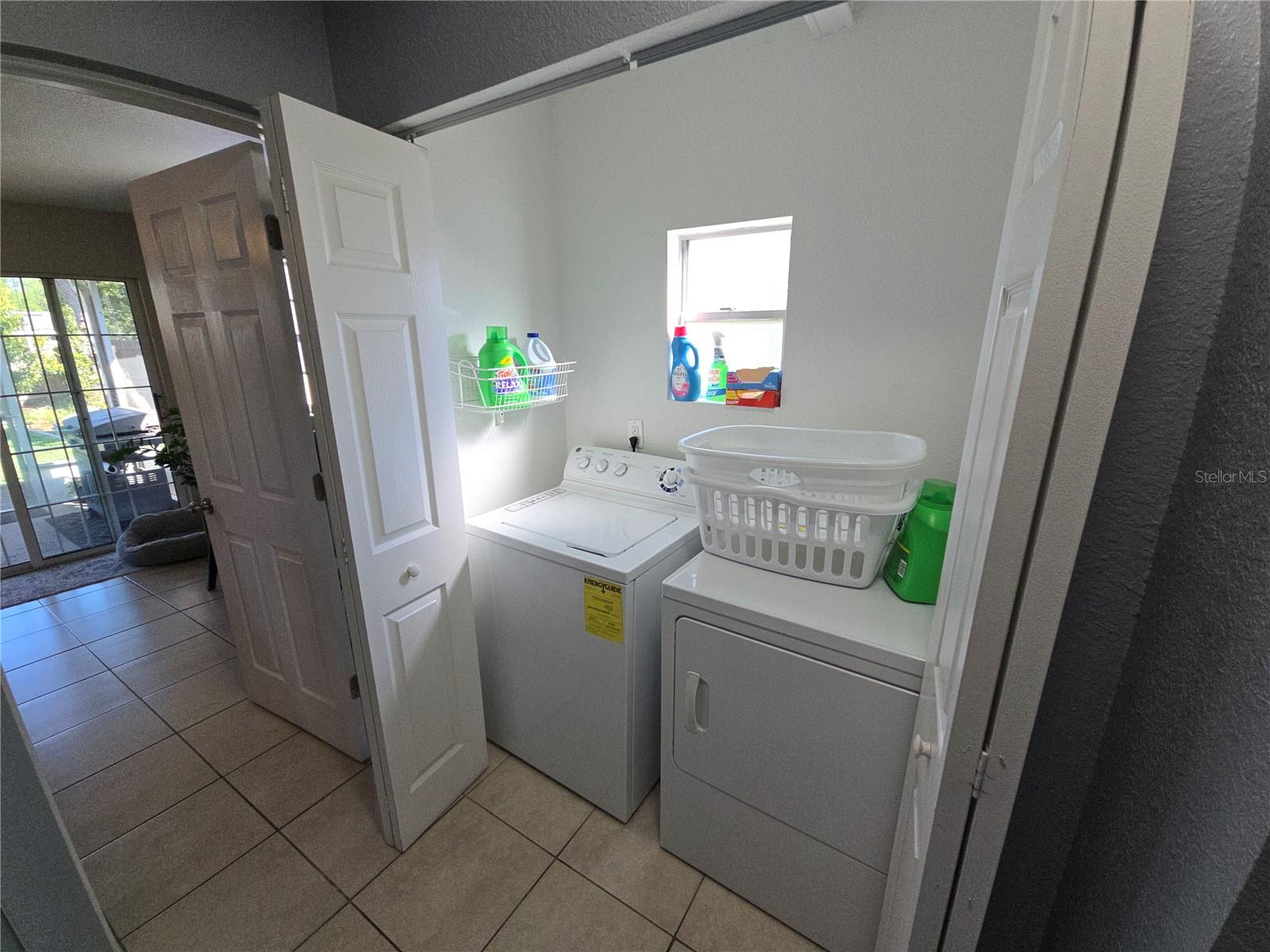 Image 23 of 37 For 1411 29th Street W