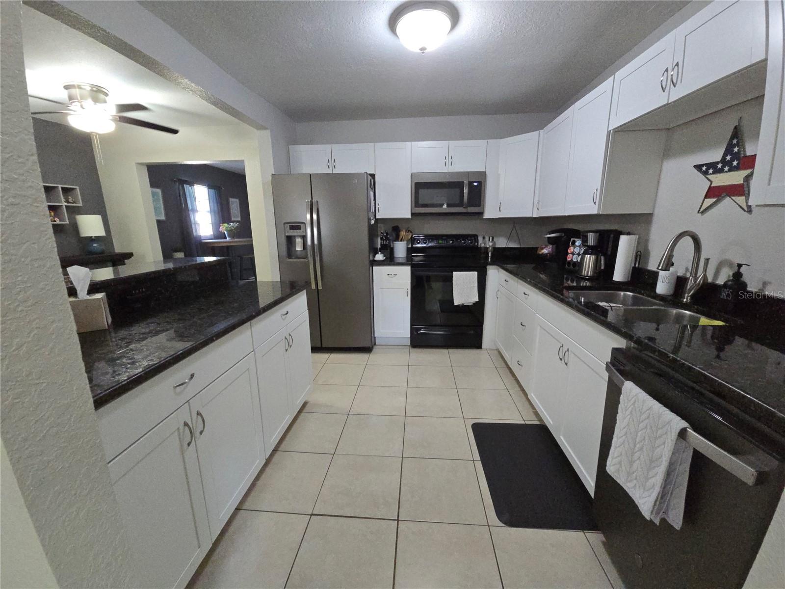 Image 7 of 37 For 1411 29th Street W