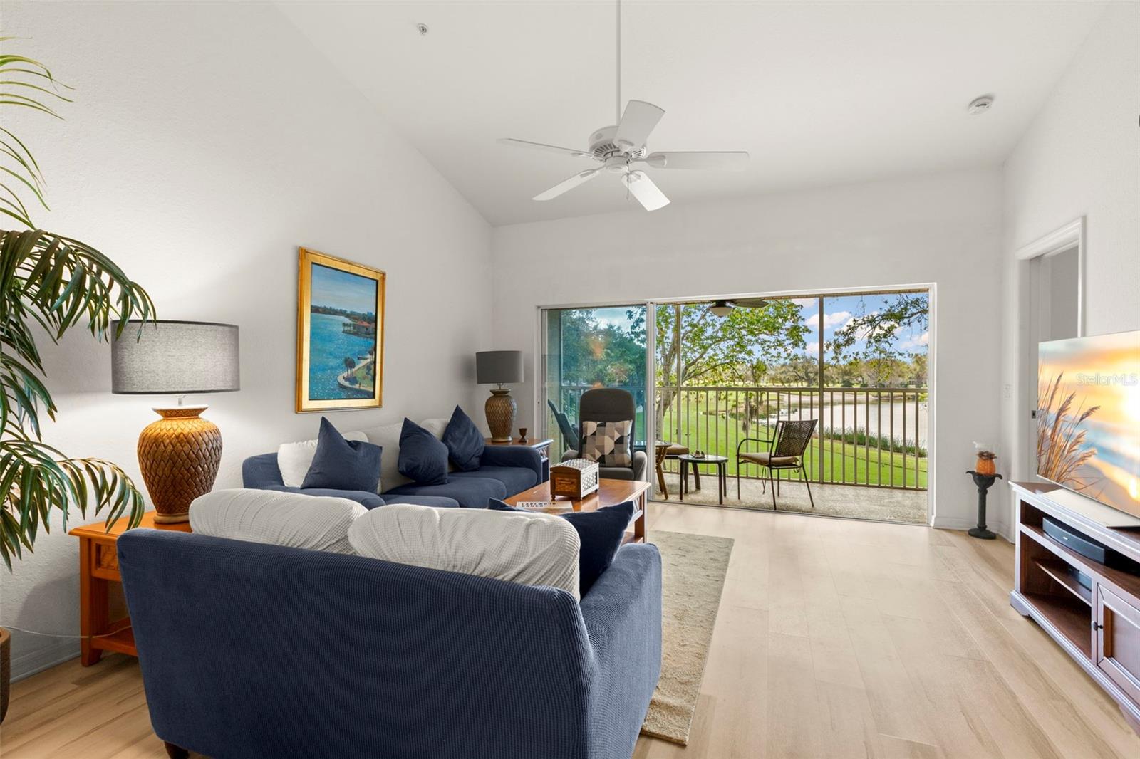 Image 12 of 32 For 6758 Fairview Terrace