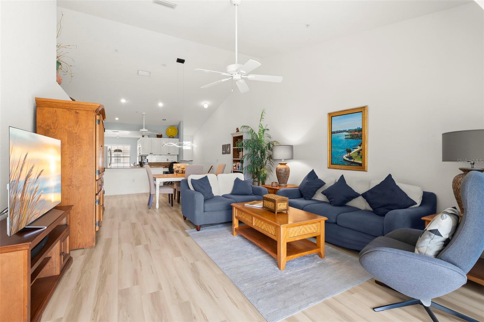 Image 18 of 32 For 6758 Fairview Terrace