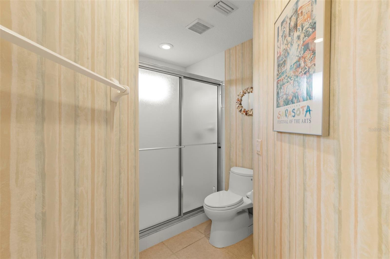 Image 22 of 32 For 6758 Fairview Terrace