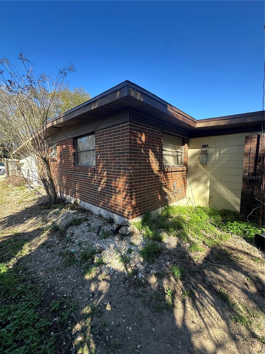 Image 19 of 22 For 2517 Palm Avenue