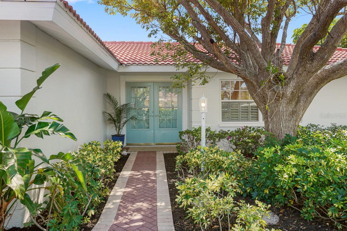 Image 7 of 31 For 216 Matisse Circle N