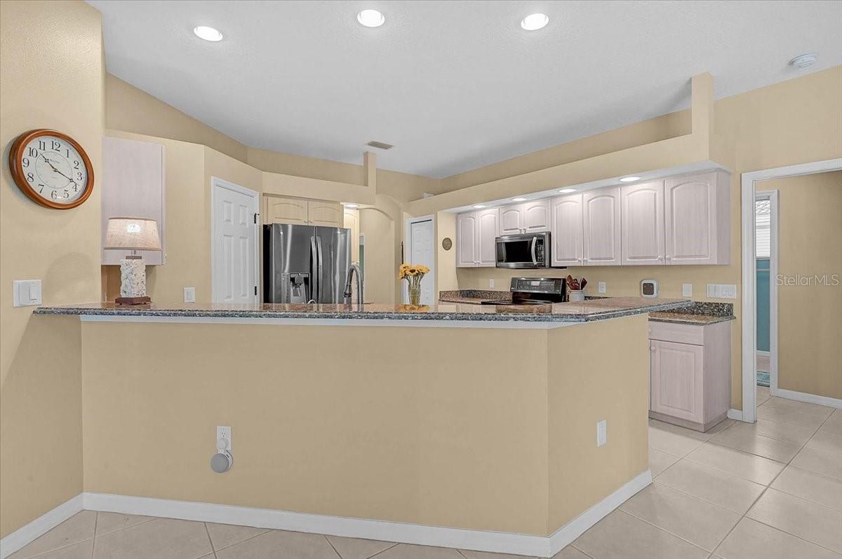 Image 12 of 38 For 4422 Mcintosh Lake Avenue