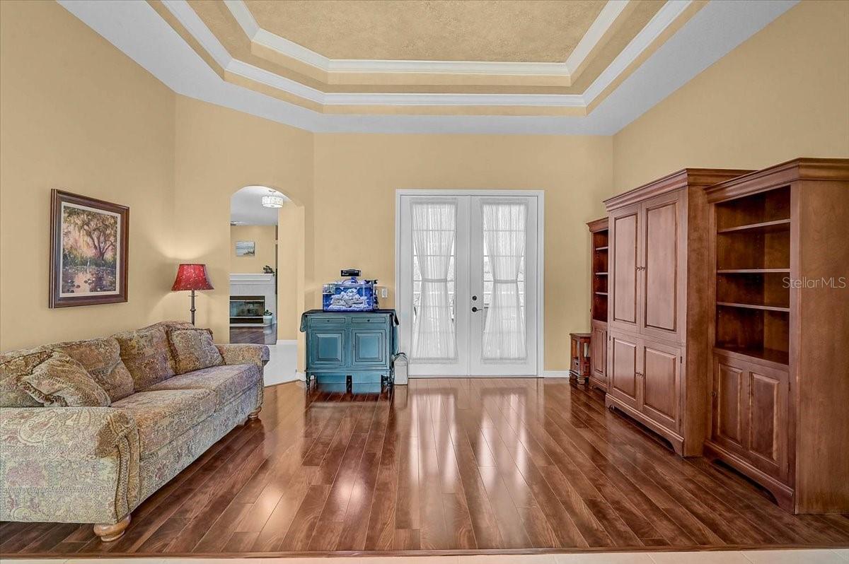 Image 6 of 38 For 4422 Mcintosh Lake Avenue