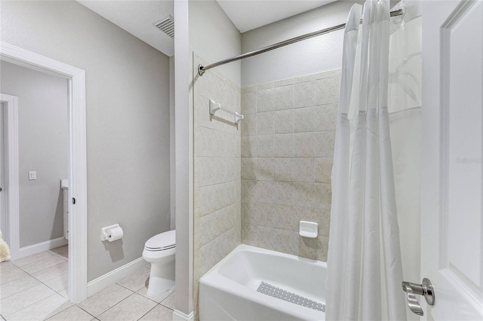 Image 31 of 43 For 5401 Cafrey Place