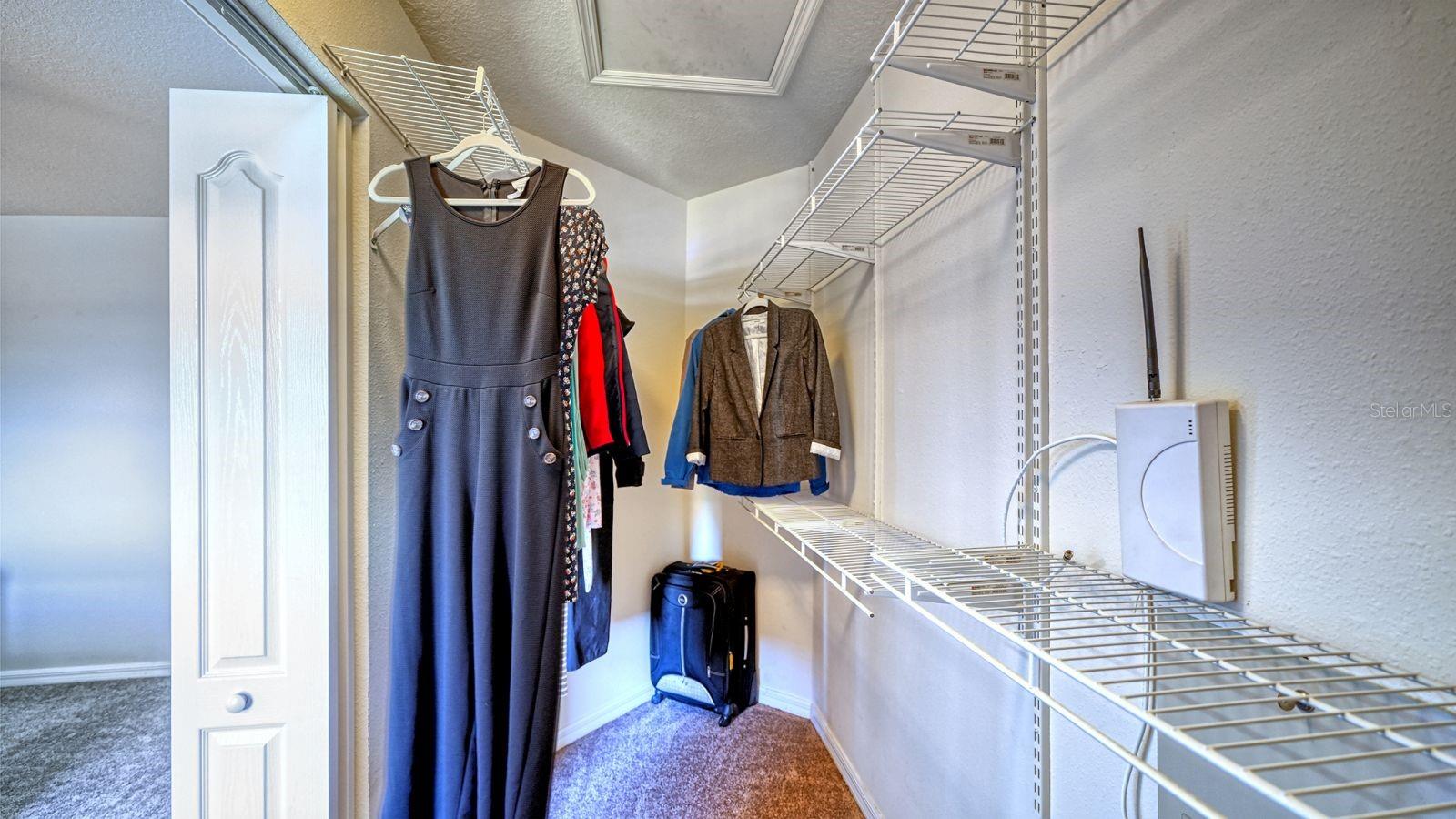 Listing photo id 22 for 152 New Briton Court