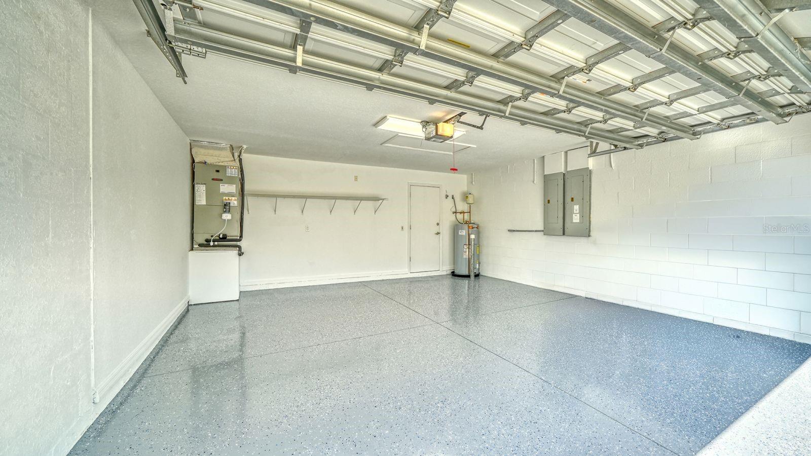 Listing photo id 37 for 152 New Briton Court