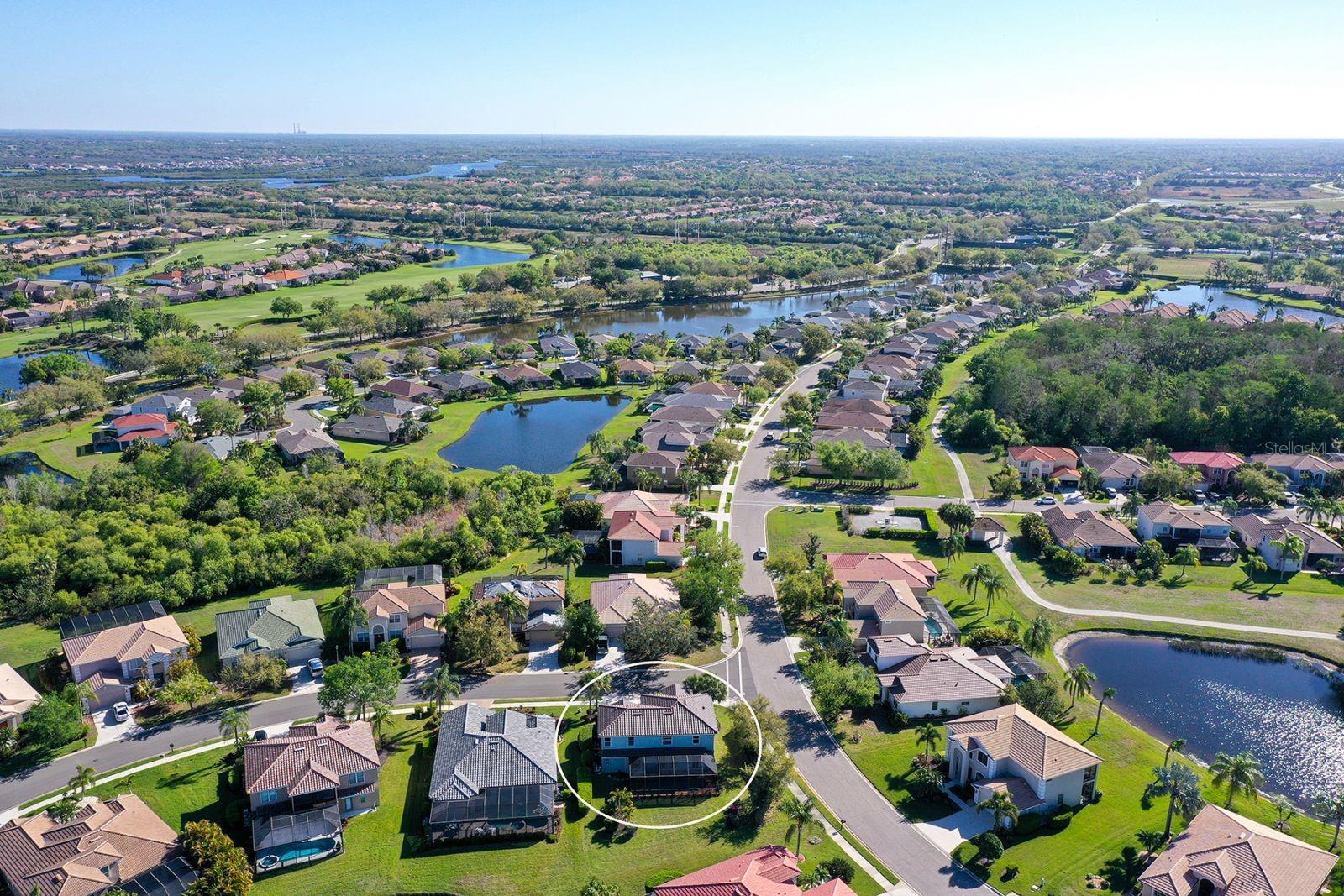 Listing photo id 48 for 152 New Briton Court