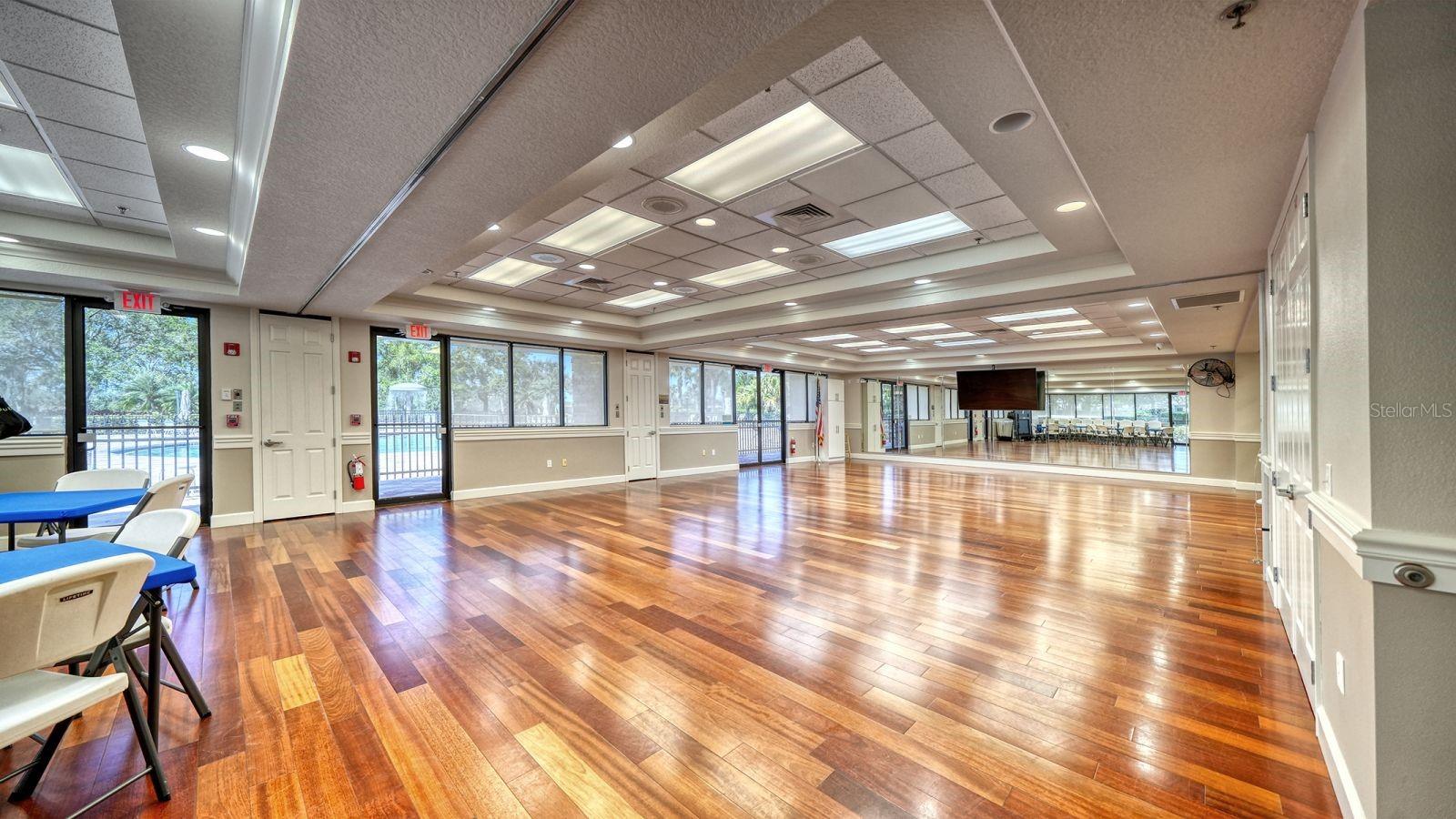 Listing photo id 52 for 152 New Briton Court