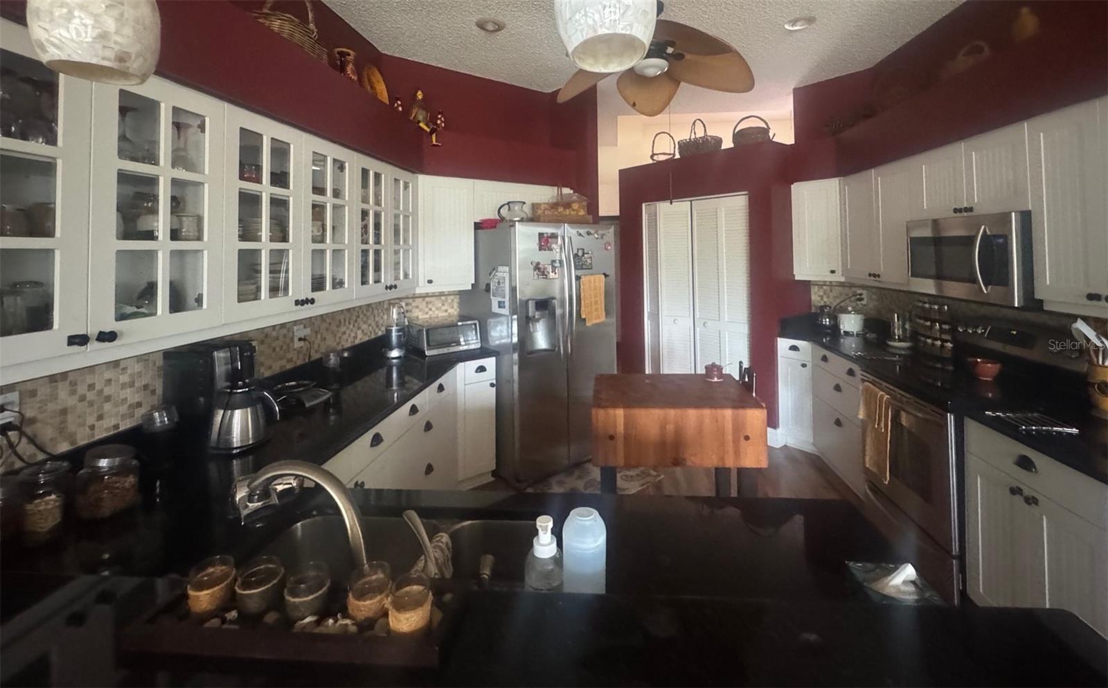 Image 5 of 19 For 4062 Westbourne Circle