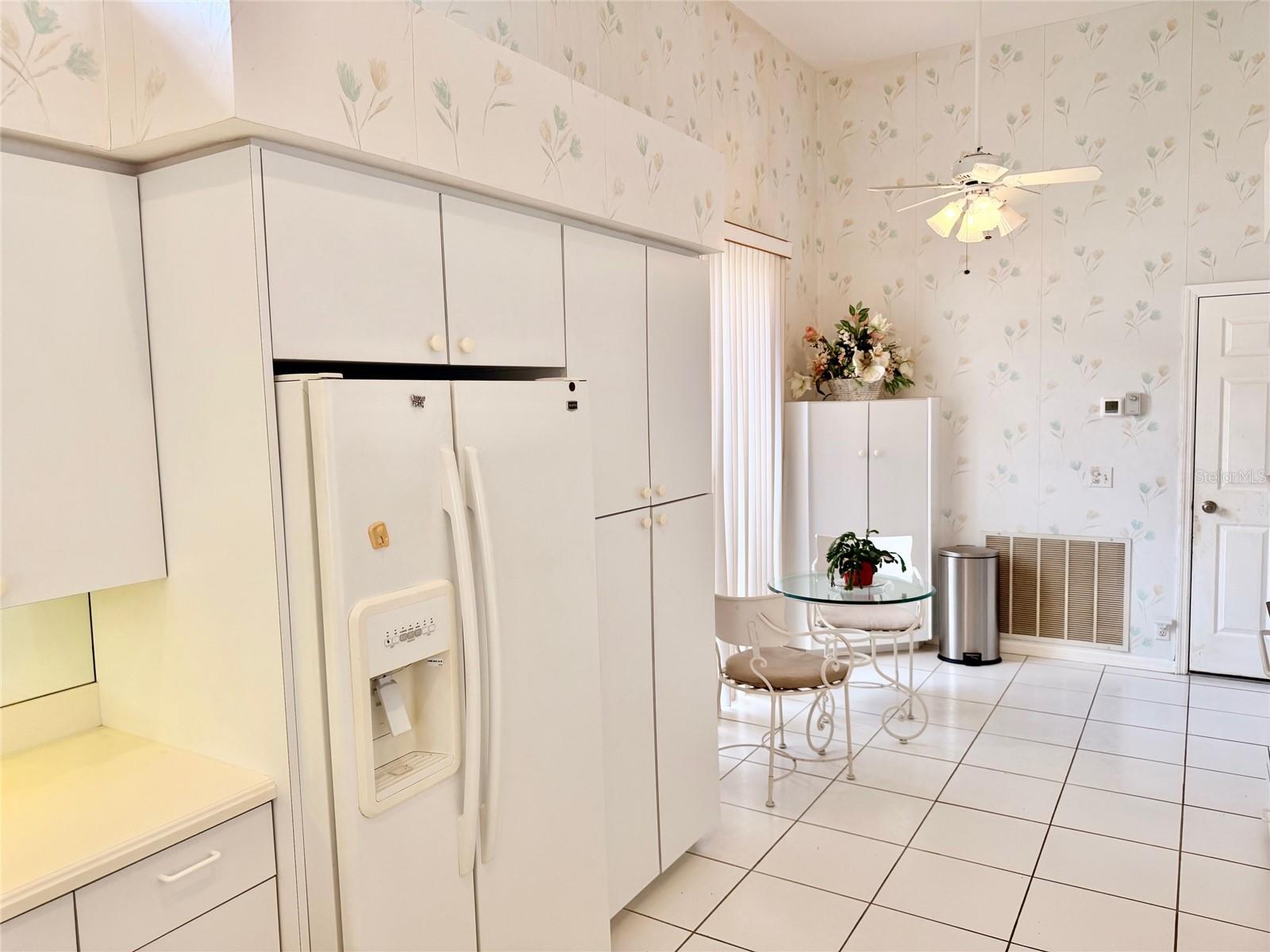 Image 19 of 24 For 7402 Fairlinks Court