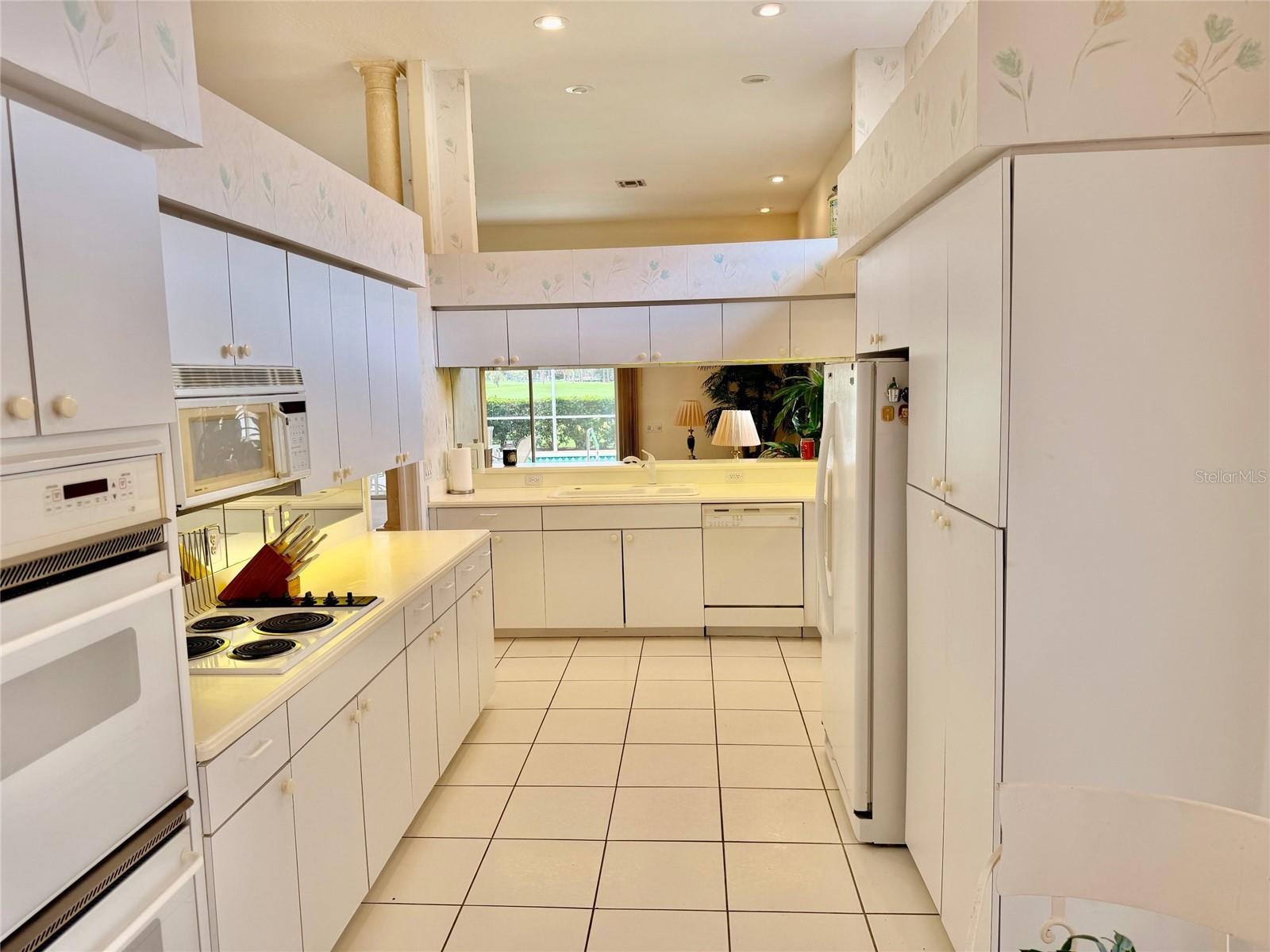 Image 20 of 24 For 7402 Fairlinks Court