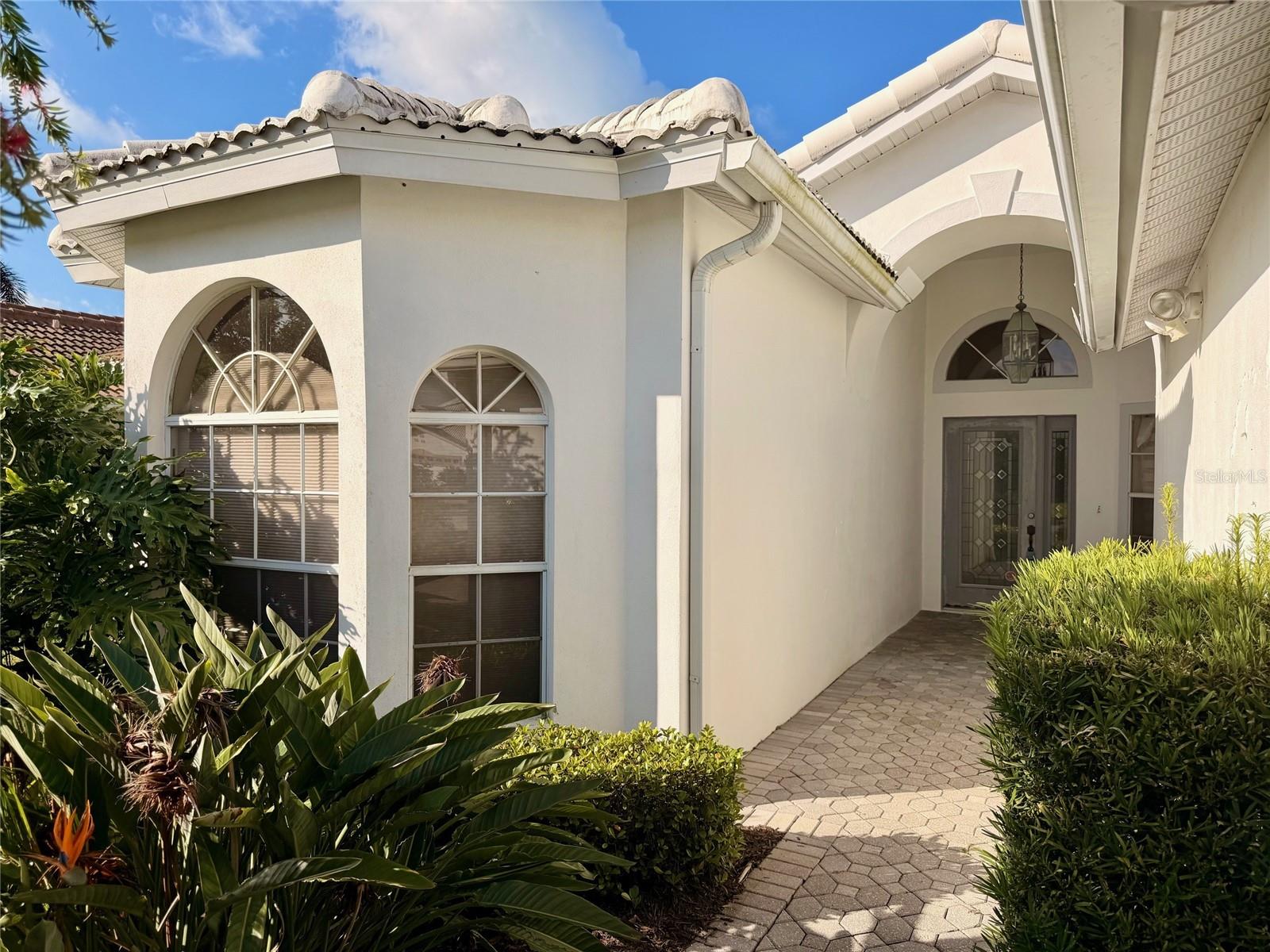 Image 4 of 24 For 7402 Fairlinks Court