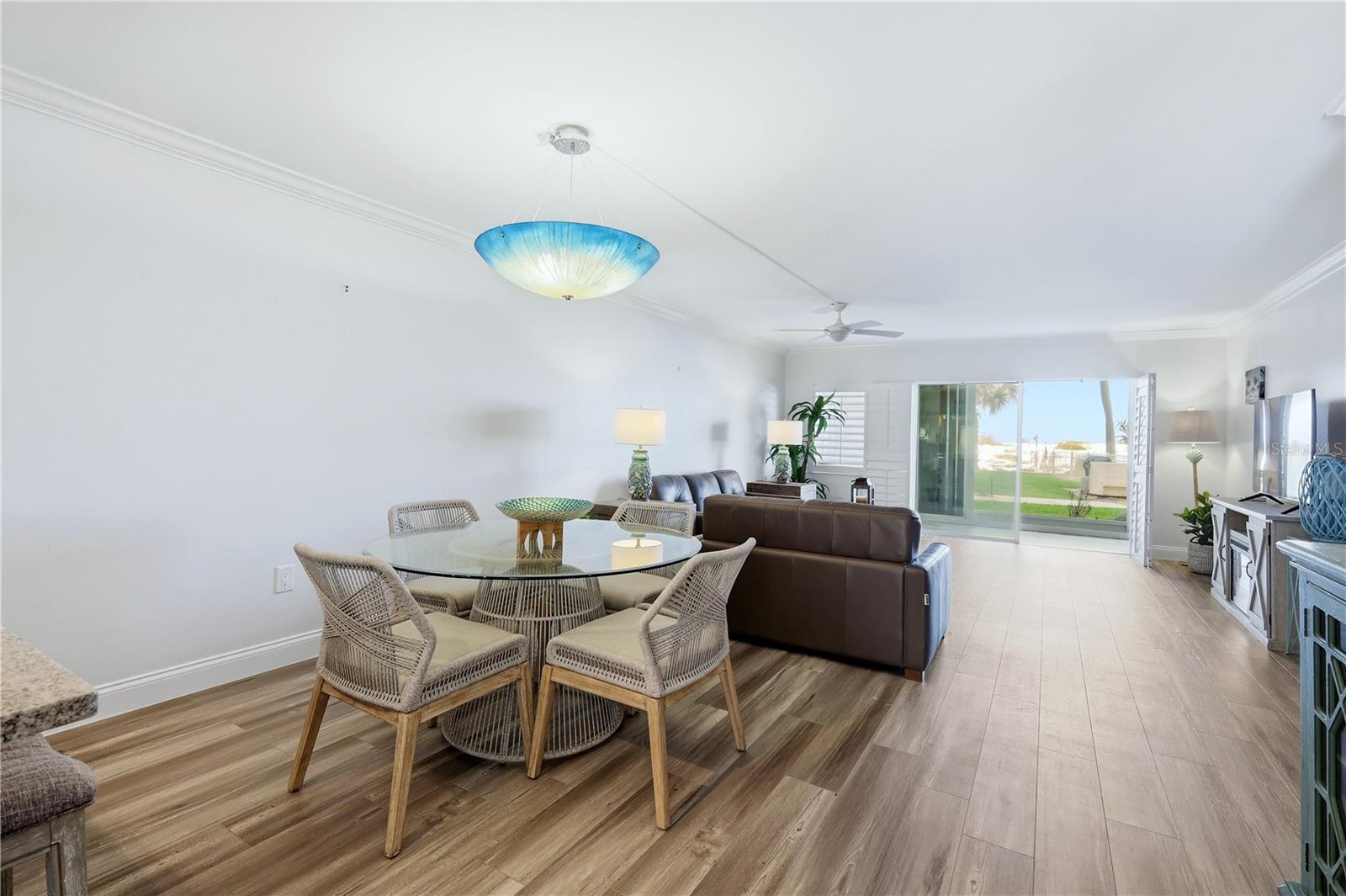 Image 11 of 54 For 1150 Tarpon Center Drive 1g