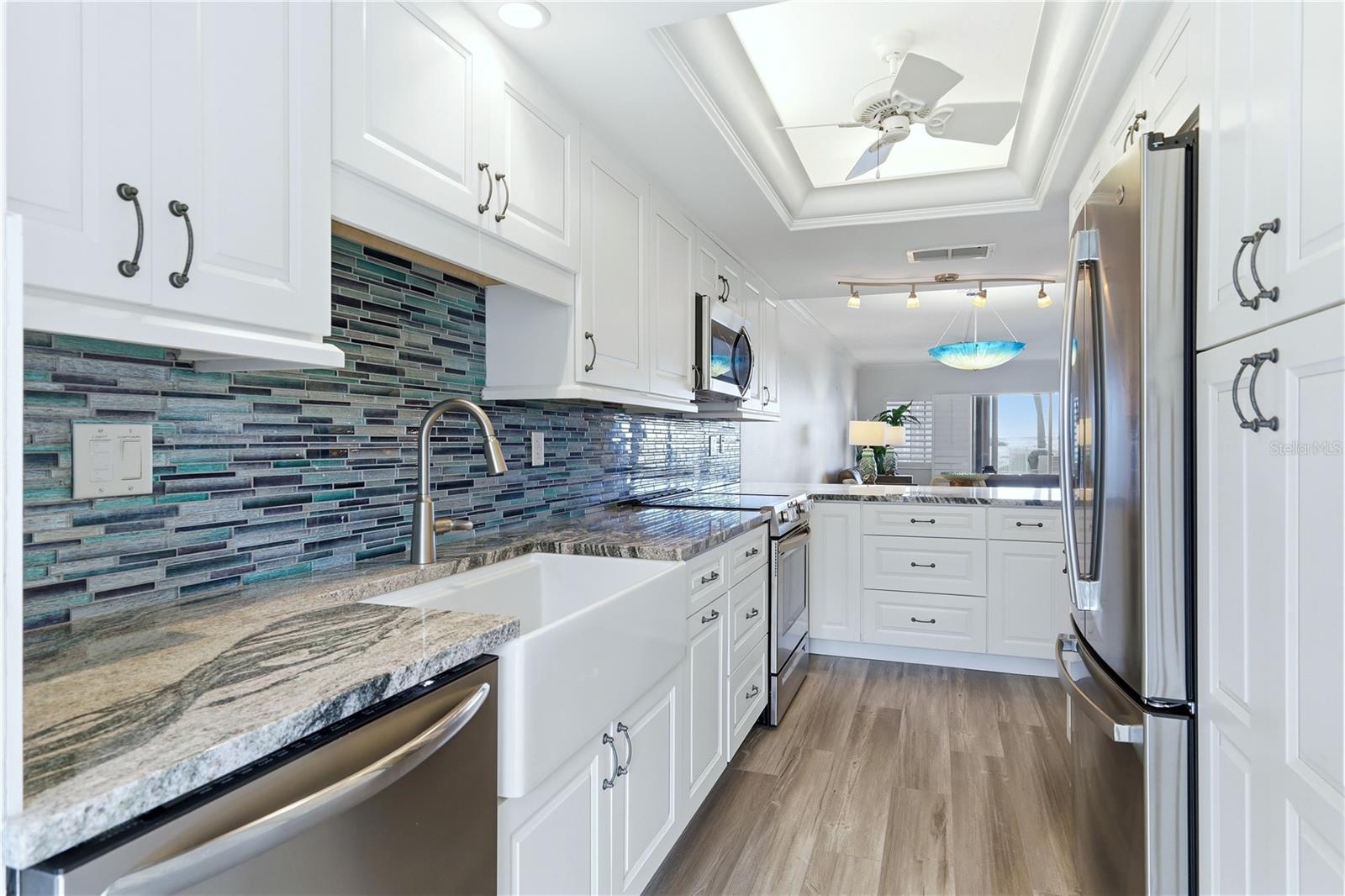 Image 16 of 54 For 1150 Tarpon Center Drive 1g