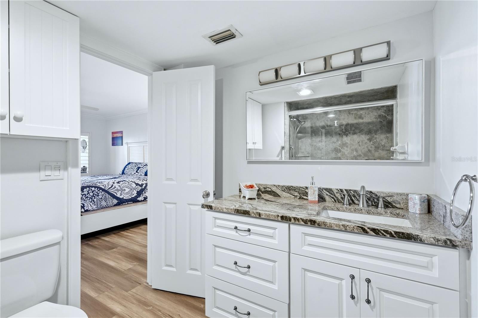 Image 22 of 54 For 1150 Tarpon Center Drive 1g