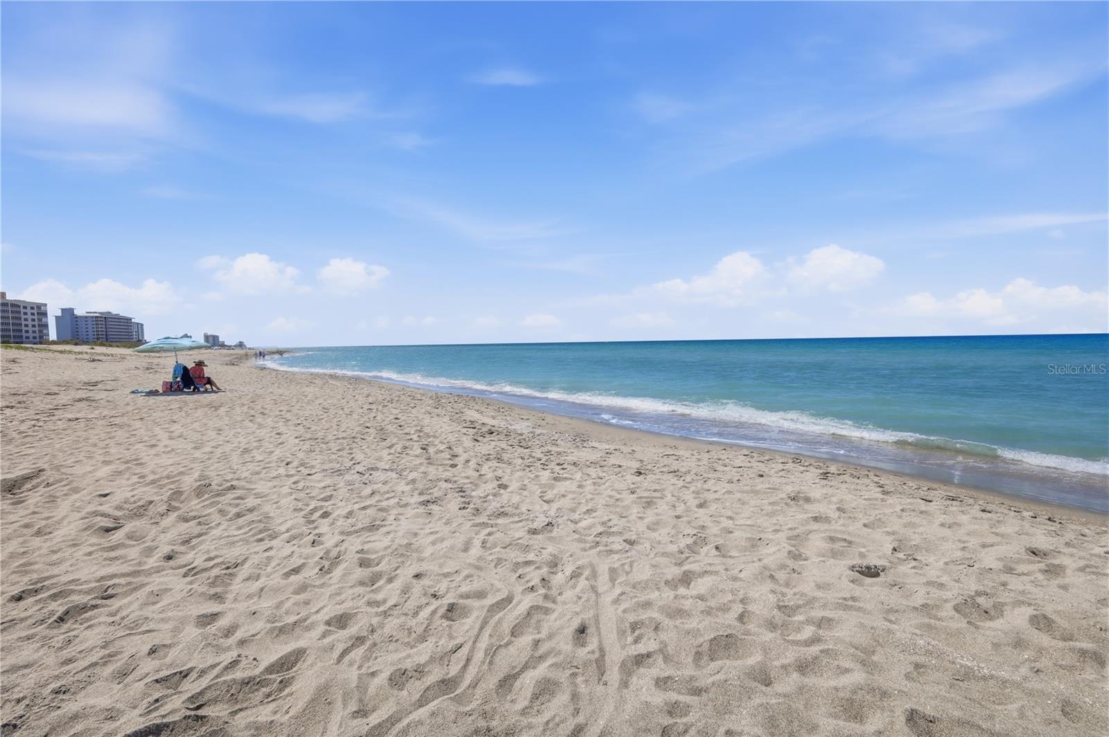 Image 42 of 54 For 1150 Tarpon Center Drive 1g