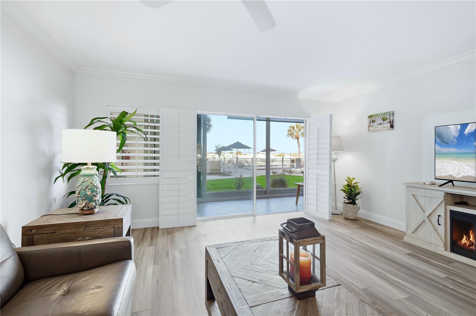 Image 5 of 54 For 1150 Tarpon Center Drive 1g