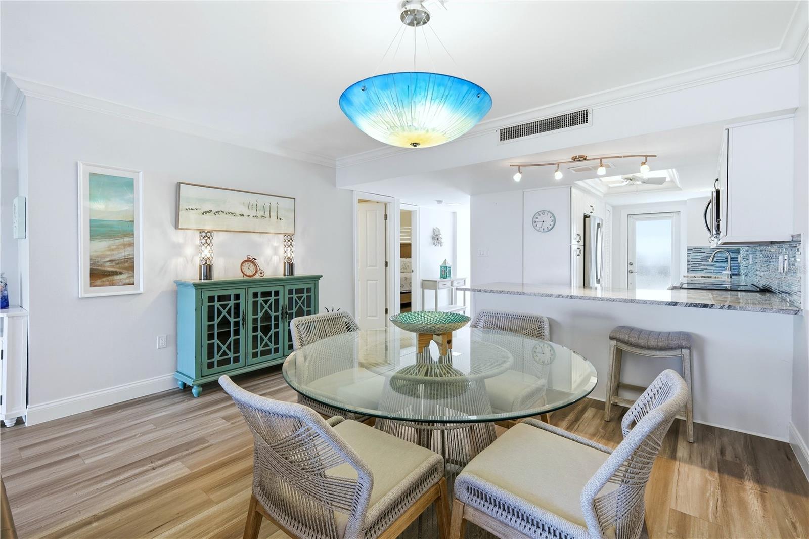 Image 9 of 54 For 1150 Tarpon Center Drive 1g