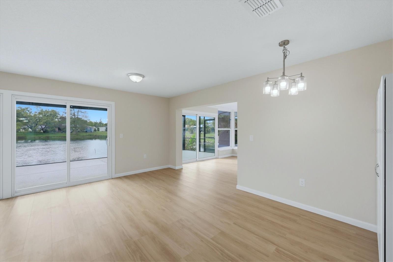 Image 12 of 34 For 6610 Sabina Road