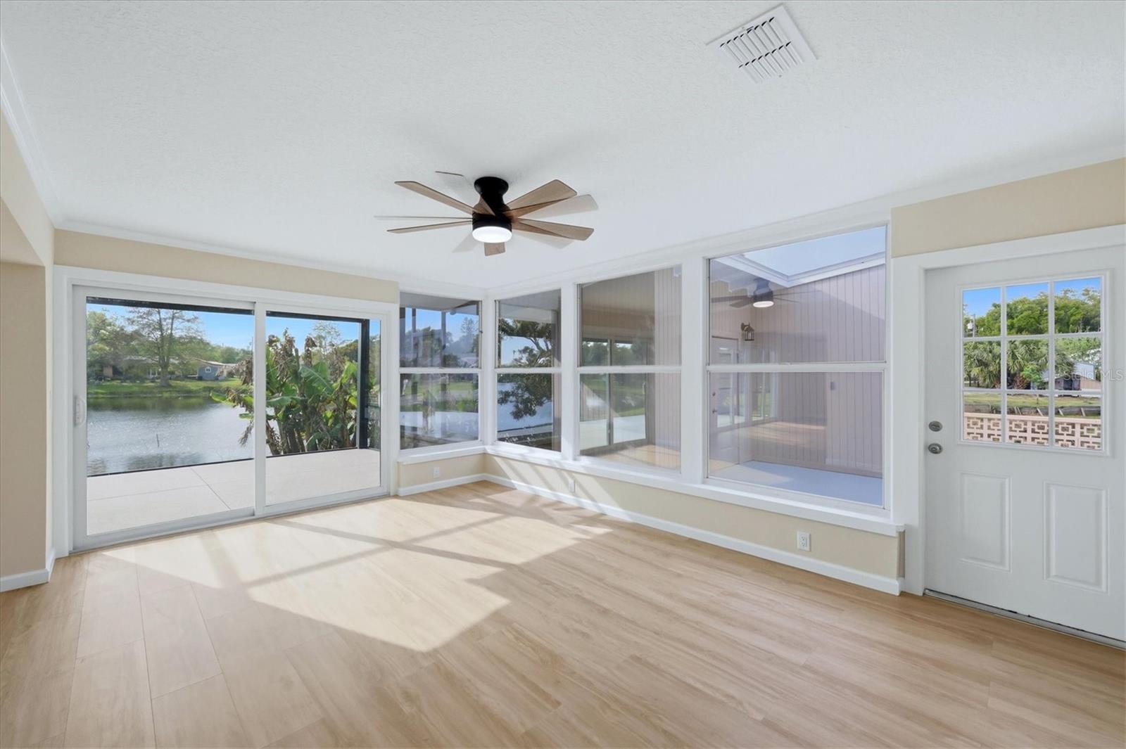 Image 18 of 34 For 6610 Sabina Road