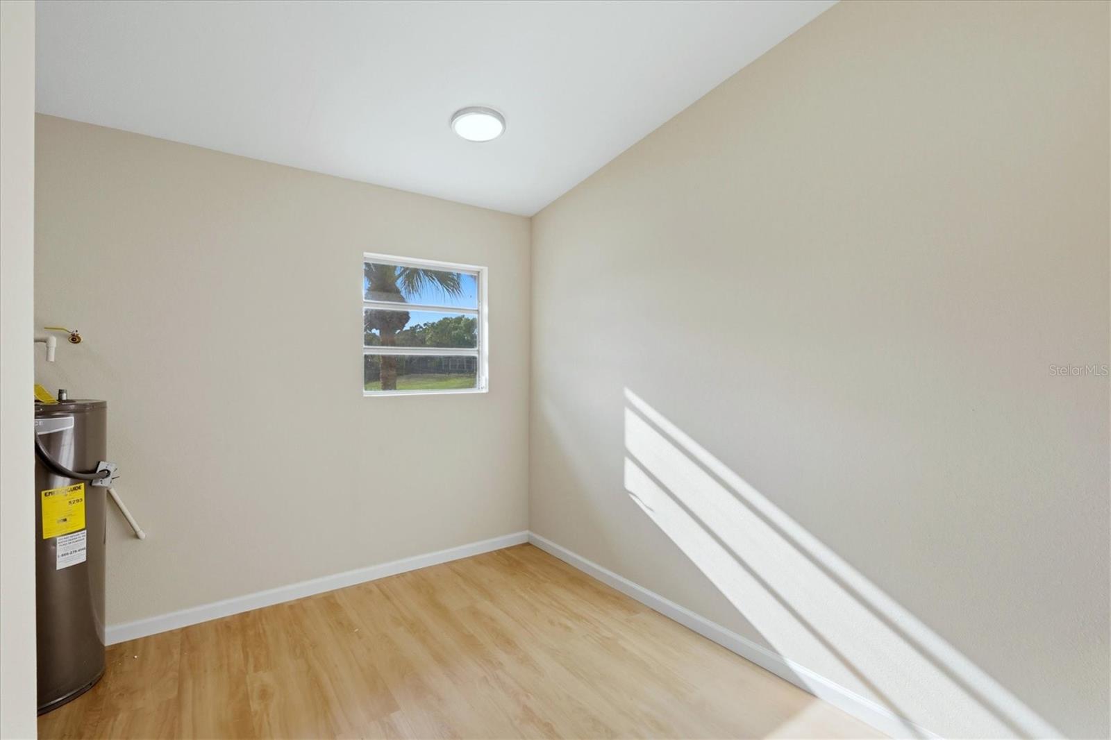 Image 24 of 34 For 6610 Sabina Road