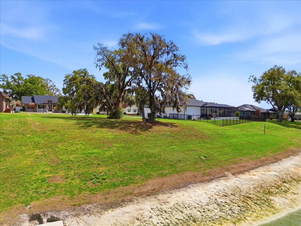 Image 6 of 22 For 5320 Bloomfield Boulevard