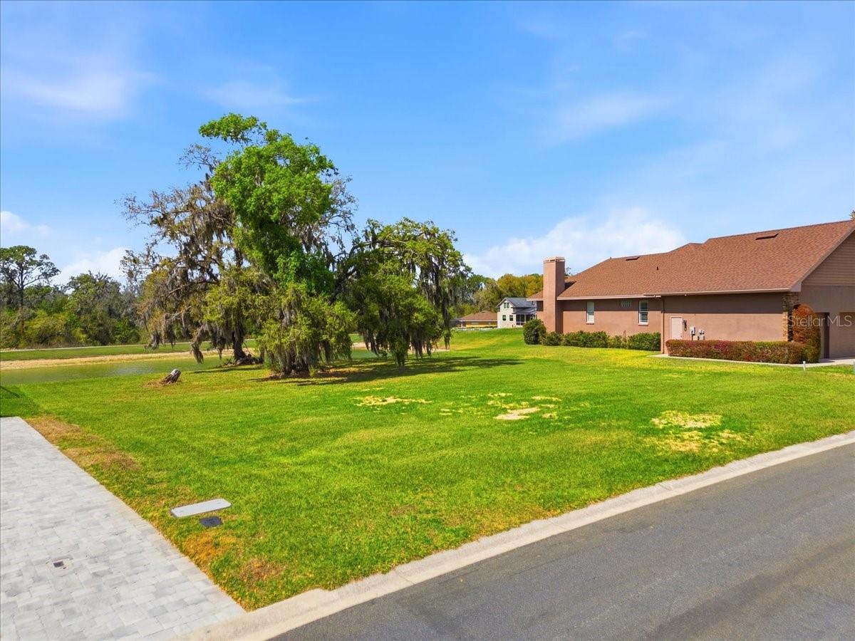 Image 7 of 22 For 5320 Bloomfield Boulevard