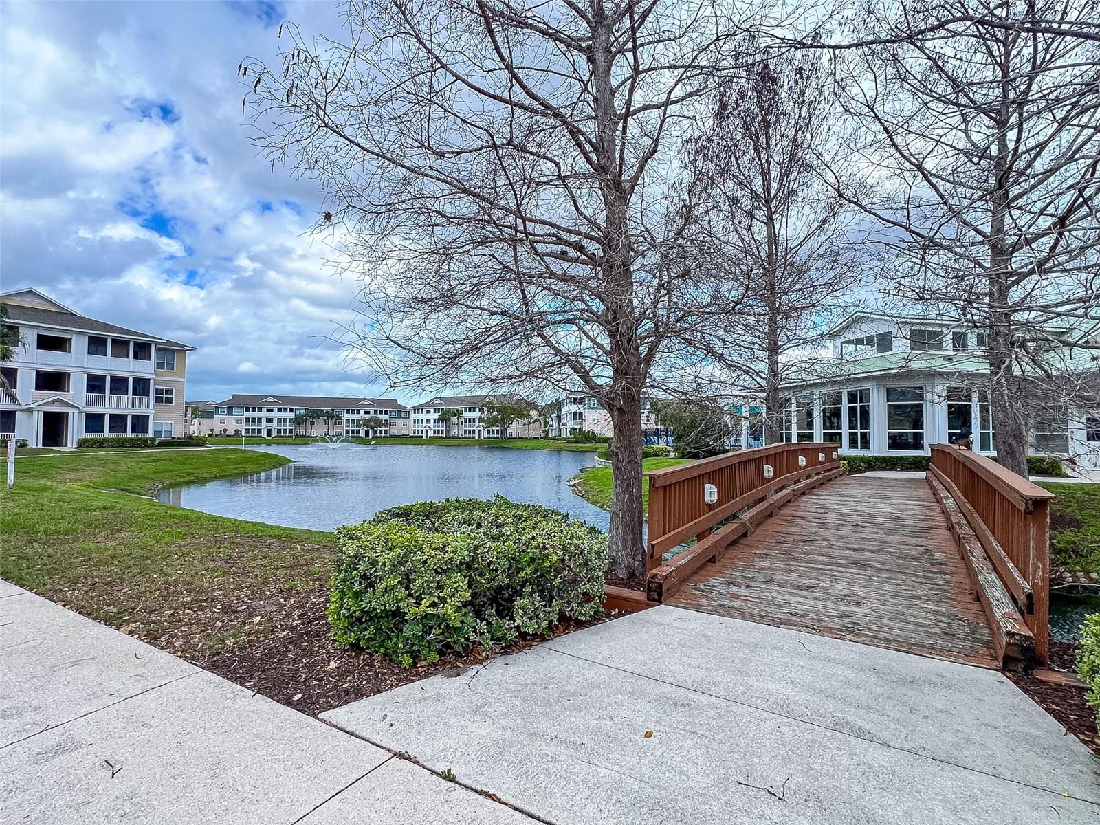 Image 20 of 37 For 4802 51st Street W 1014