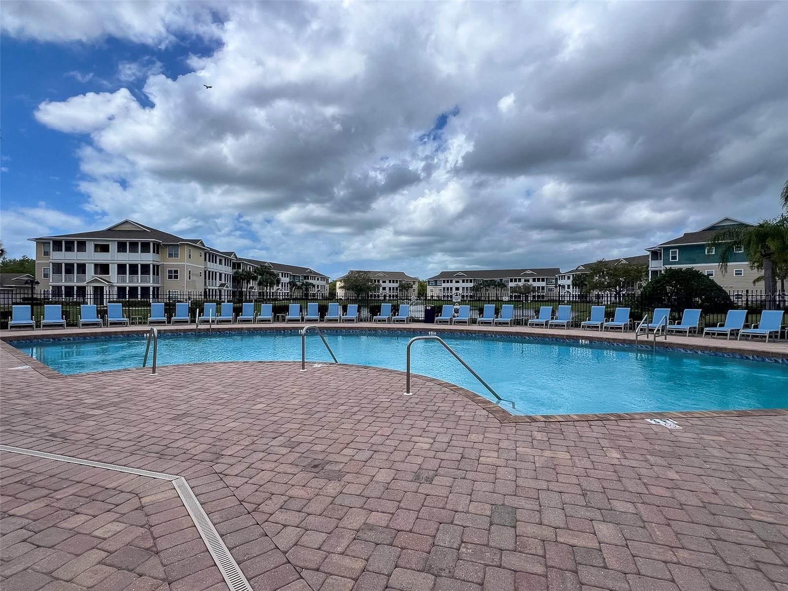 Image 22 of 37 For 4802 51st Street W 1014