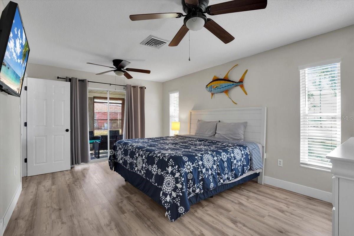 Image 10 of 31 For 106 Van Dyck Drive