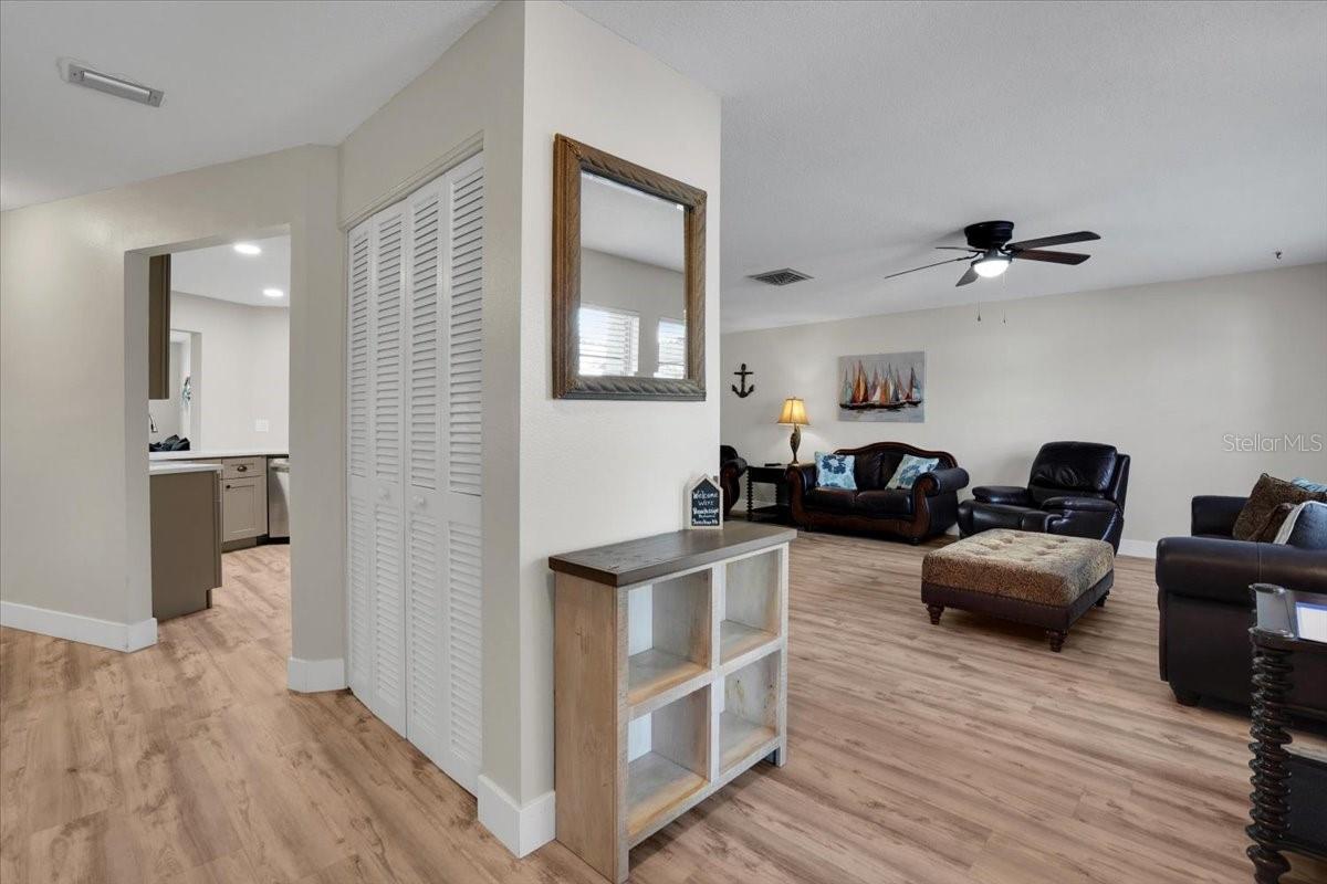 Image 4 of 31 For 106 Van Dyck Drive