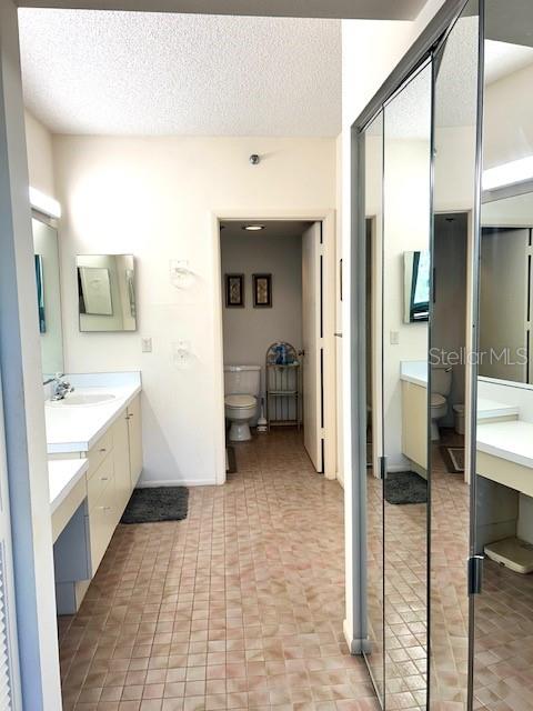 Image 16 of 35 For 1095 Gulf Of Mexico Drive 104