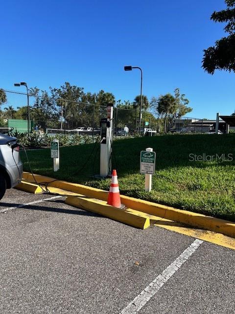 Image 31 of 35 For 1095 Gulf Of Mexico Drive 104