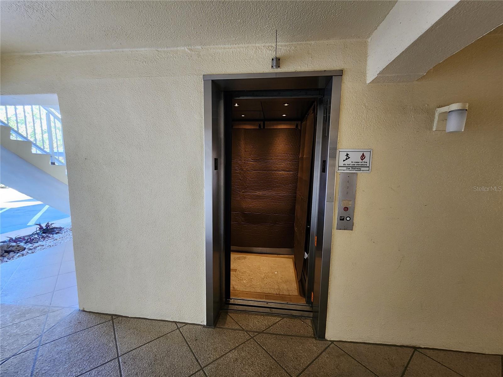 Image 24 of 57 For 3810 Gulf Of Mexico Drive F206