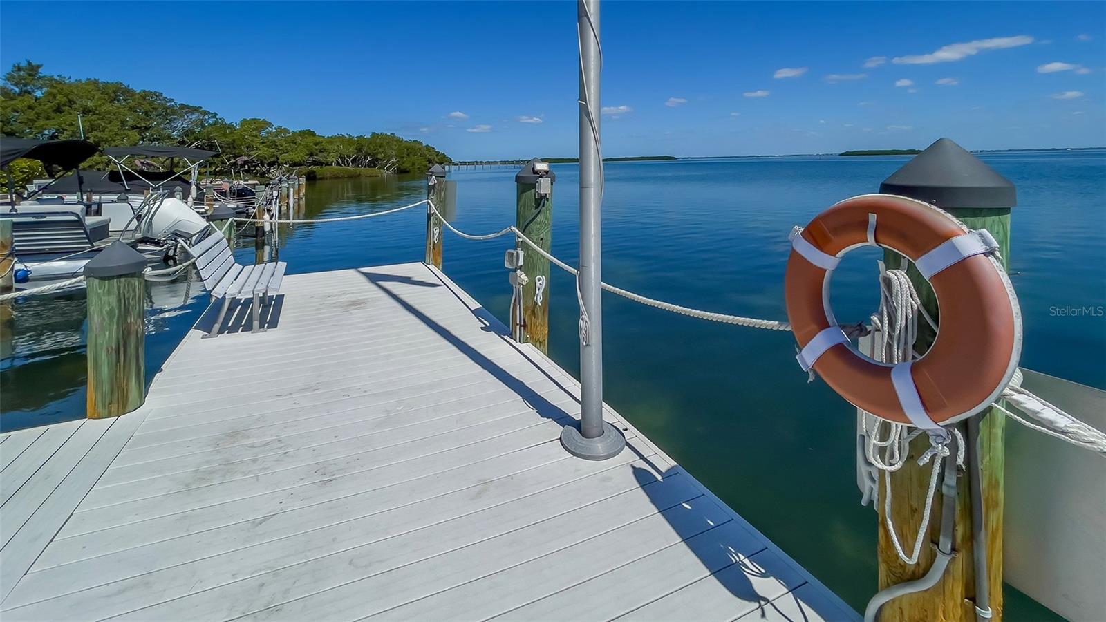 Image 34 of 57 For 3810 Gulf Of Mexico Drive F206