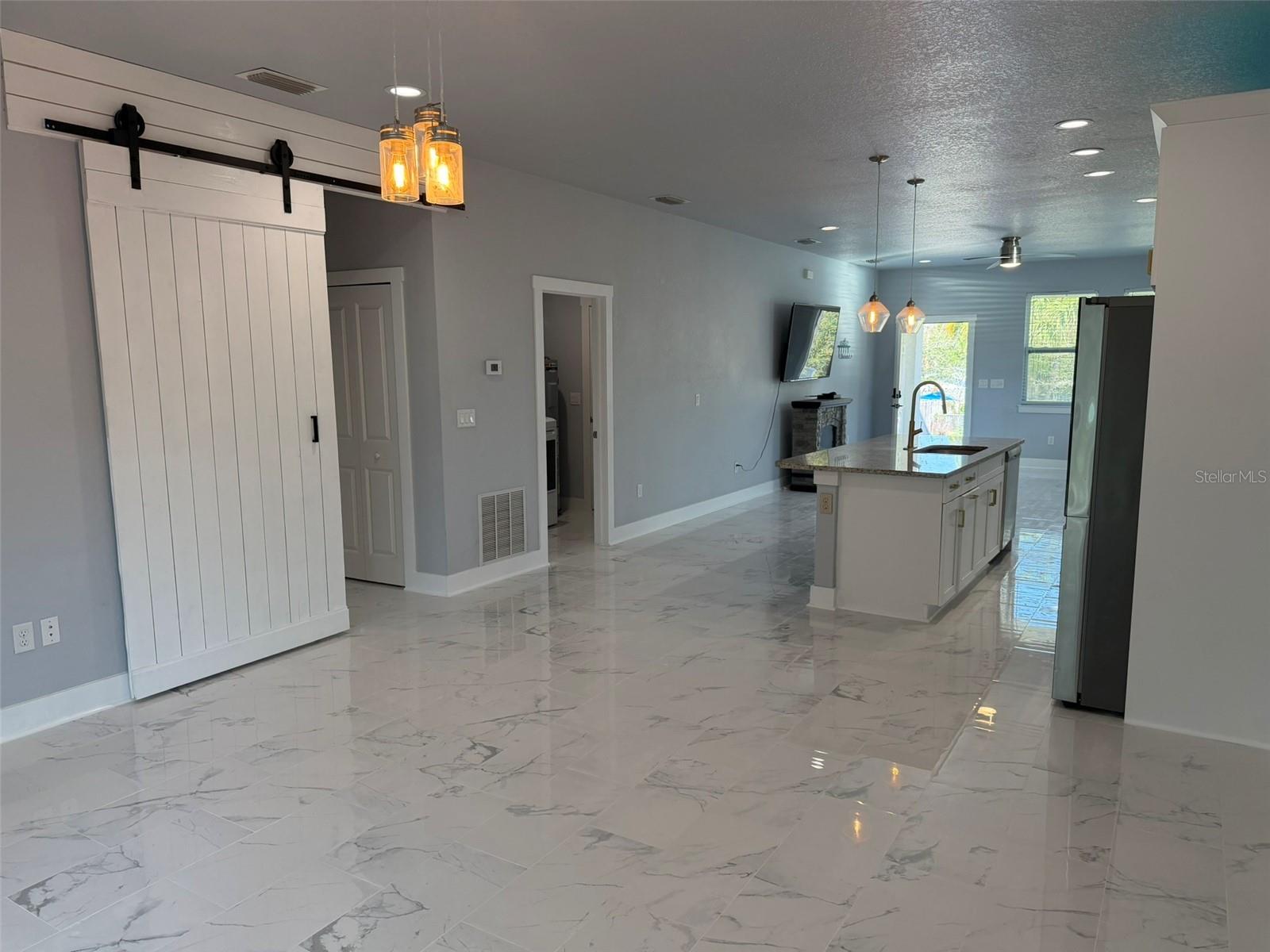 Image 10 of 27 For 1821 Eskimo Avenue